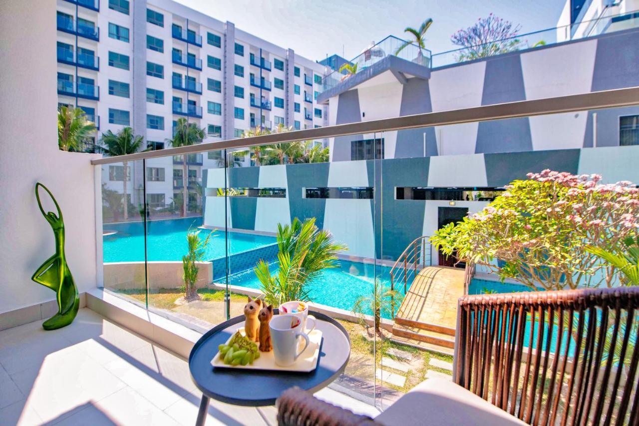 Arcadia Beach Resort Pattaya Exterior foto
